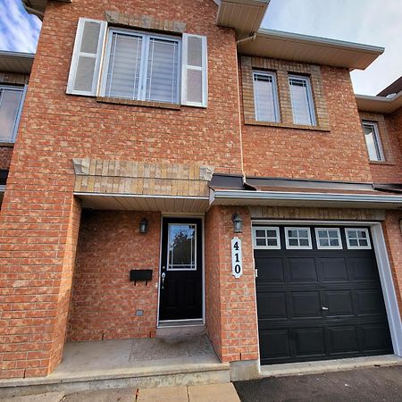 Cozy 3 Bedroom Town House 20 Min From Ottawa Down Town And Airport Exterior foto